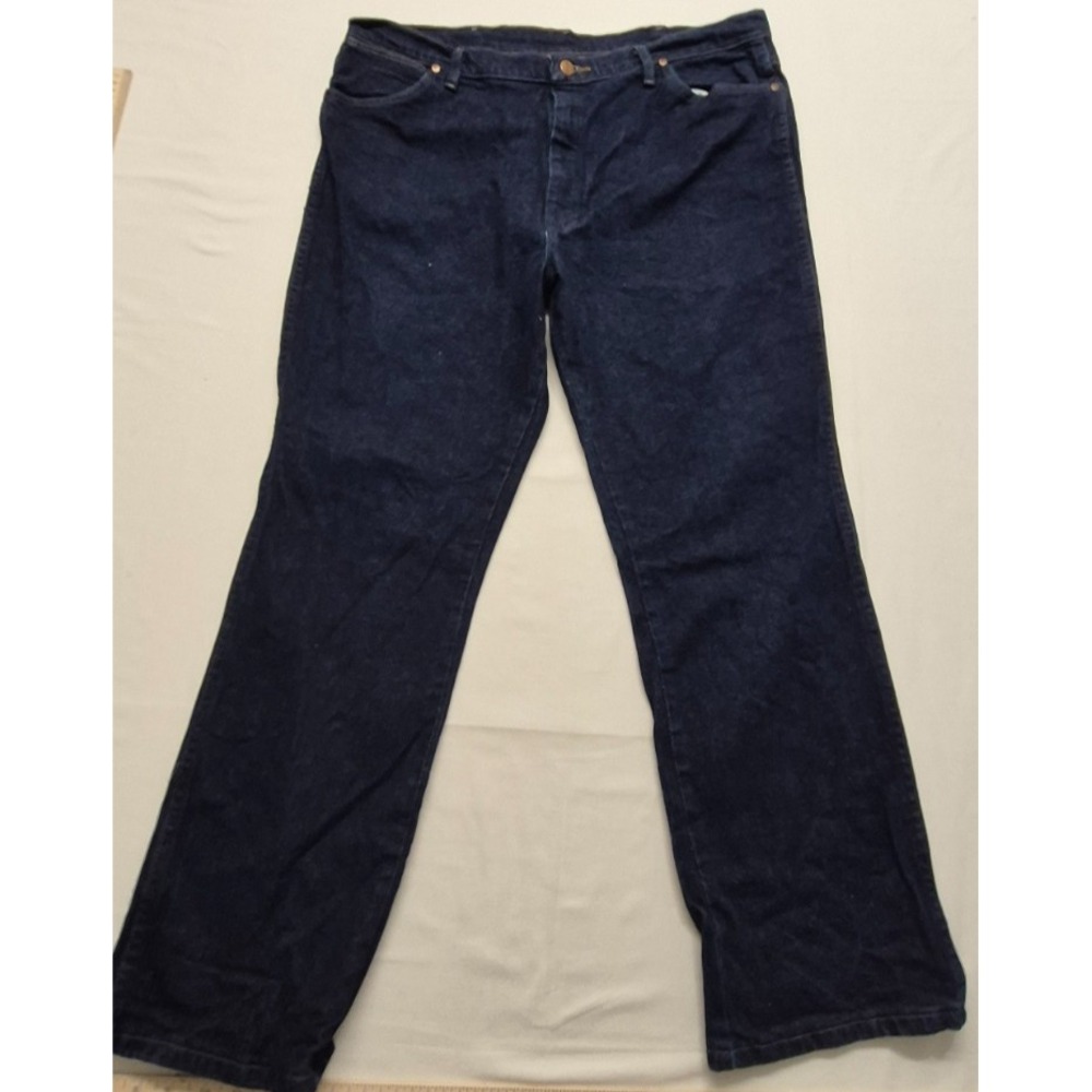 Wrangler men dark wash straight leg denim blue jeans 40x30 Cotton